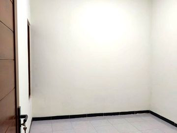 Rumah Asri dan Rapi di Perumahan Griya Taman Asri