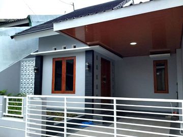 Rumah Asri dan Rapi di Perumahan Griya Taman Asri