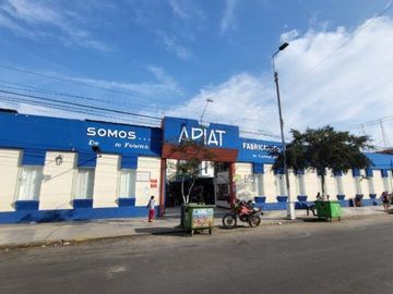 Venta De Stand En Centro Comercial Apiat $ 110,000.00 Dolares