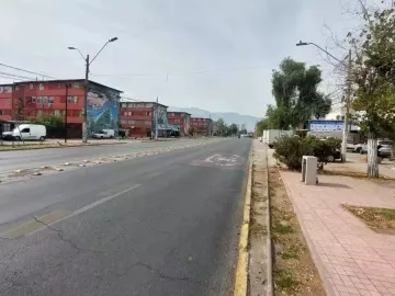 Gran Propiedad Esquina, Con Excelente Ubicación (rebajado)