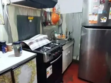 Gran Propiedad Esquina, Con Excelente Ubicación (rebajado)