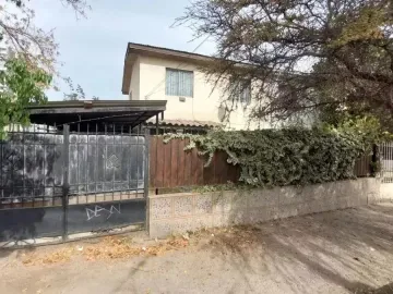 Gran Propiedad Esquina, Con Excelente Ubicación (rebajado)