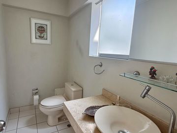Vendo Exclusivo Dúplex con Piscina y Área de Parrilla en Valle Hermoso!!