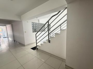 Vendo Exclusivo Dúplex con Piscina y Área de Parrilla en Valle Hermoso!!