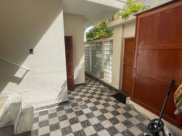 VENTA DE LINDA CASA 5 DORM. OFICINA/ESTUDIO, SALA ESTAR, 3 COCHERAS, CERCA AV. PEZET EN MAGDALENA DEL MAR