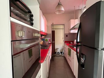 VENTA DE LINDA CASA 5 DORM. OFICINA/ESTUDIO, SALA ESTAR, 3 COCHERAS, CERCA AV. PEZET EN MAGDALENA DEL MAR