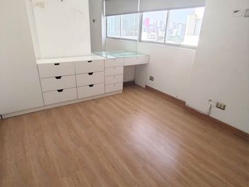 DUPLEX FUNCIONAL EN MIRAFLORES