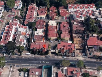Casa en remate. Av. Toluca, Olivar de los Padres, Álvaro Obregón, CDMX.