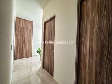 Casa en VENTA en Altos del Marques (Lomas del Marques)