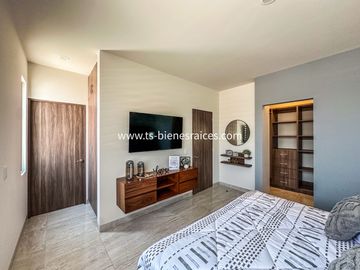 Casa en VENTA en Altos del Marques (Lomas del Marques)