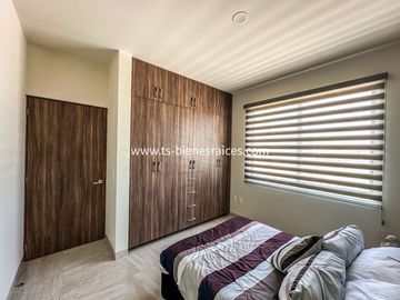 Casa en VENTA en Altos del Marques (Lomas del Marques)