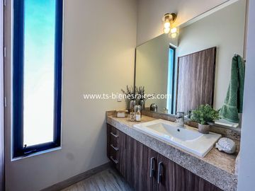 Casa Nueva en VENTA en Altos del Marques (Lomas del Marques)