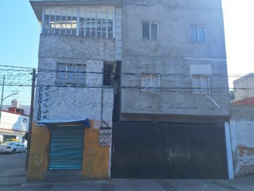 SE VENDE EDIFICIO DE DEPARTAMENTOS CON BODEGA EN LOS ENCINOS, CIUDAD DE MÉXICO