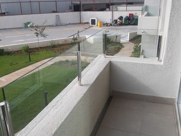 Depto Terraza, 2d 1b Estacionamiento Y Bod, Pasos del Metro