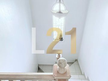 Casa habitación con terreno Emiliano Zapata