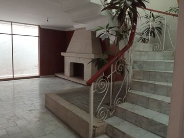 Casa en Venta en Av. Universidad