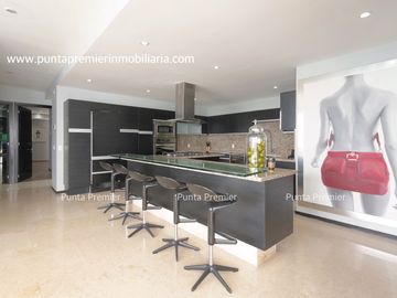 Penthouse en Venta de Lujo Dos Puntas Towers Providencia Cerca de Andares