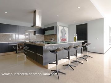 Penthouse en Venta de Lujo Dos Puntas Towers Providencia Cerca de Andares