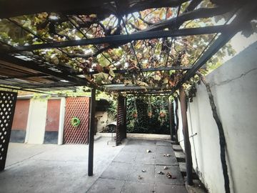 PEÑALOLEN , VENTA AMPLIA CASA