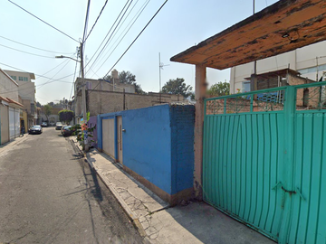AMPLIA CASA EN RECUPERACION EN IZTAPALAPA!!!!