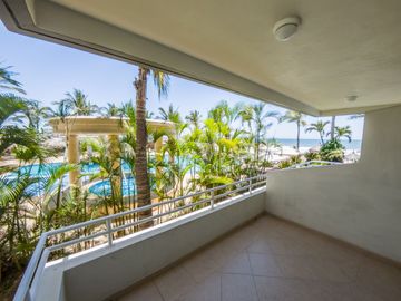 Departamento a pie de playa en Venta, Quintas del mar 2,