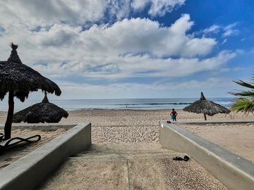 Departamento a pie de playa en Venta, Quintas del mar 2,