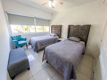 Departamento a pie de playa en Venta, Quintas del mar 2,