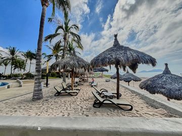 Departamento a pie de playa en Venta, Quintas del mar 2,