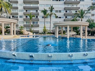 Departamento a pie de playa en Venta, Quintas del mar 2,