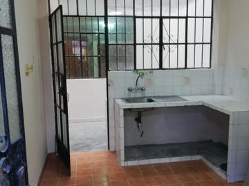 ¡Vendo Casa! en Av. Zaragoza - Urb. Pro 4to Sector Los Olivos