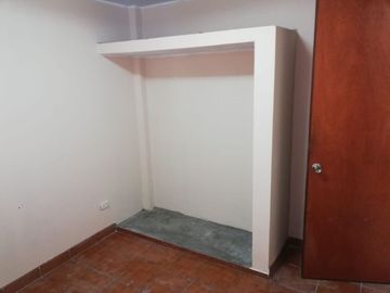 ¡Vendo Casa! en Av. Zaragoza - Urb. Pro 4to Sector Los Olivos