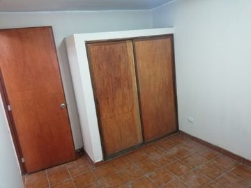 ¡Vendo Casa! en Av. Zaragoza - Urb. Pro 4to Sector Los Olivos