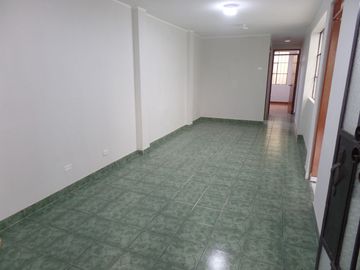 ¡Vendo Casa! en Av. Zaragoza - Urb. Pro 4to Sector Los Olivos