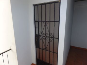 ¡Vendo Casa! en Av. Zaragoza - Urb. Pro 4to Sector Los Olivos
