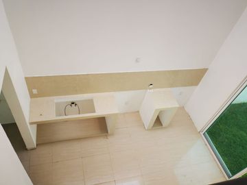 VENTA DE CASA DE 2 NIVELES EN LA COL. OTILIO MONTAÑO