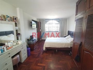 Casa En Venta De Ocasión Por Mudanza - Sta Catalina, La Victoria.