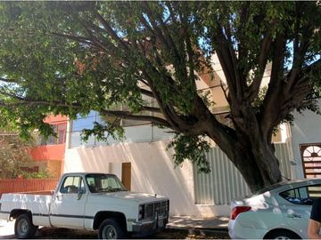 CASA EN VENTA PARA NEGOCIO