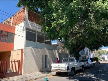CASA EN VENTA PARA NEGOCIO