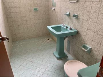 CASA EN VENTA PARA NEGOCIO