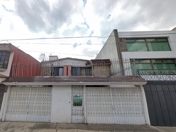 CASA EN RECUPERACION EN TOLUCA!!!!