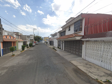 CASA EN RECUPERACION EN TOLUCA!!!!