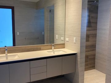 VENDO HERMOSO DEPARTAMENTO EDIFICIO EXCLUSIVO CON VISTA EN CONJUNTO PRIVADO CUMBAYA