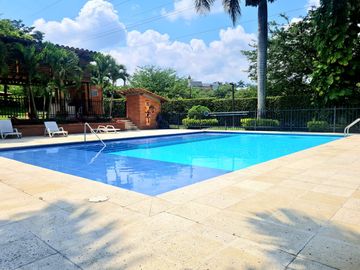 SE VENDE CASA DE 3 NIVELES EN PACE, SUR DE CALI -  CONJUNTO CERRADO