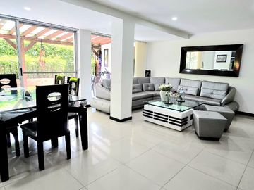 SE VENDE CASA DE 3 NIVELES EN PACE, SUR DE CALI -  CONJUNTO CERRADO
