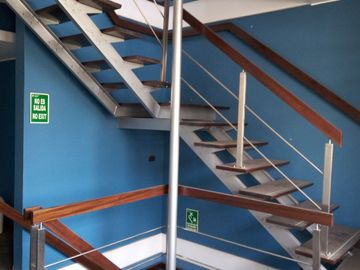 CASA EN MIRAFLORES, CALLE TACNA, ESPECTACULAR ZONA  DE PARQUES PARA PROYECTO IINMOBILIARIO
