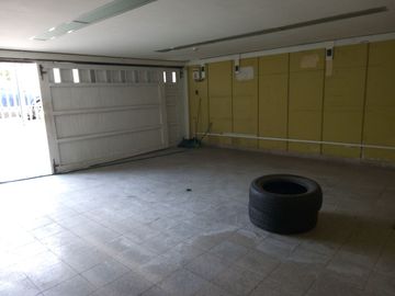CASA EN MIRAFLORES, CALLE TACNA, ESPECTACULAR ZONA  DE PARQUES PARA PROYECTO IINMOBILIARIO