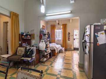 VENDO CASA EN JESUS MARÍA CERCA AV. SAN FELIPE