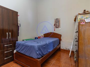 VENDO CASA EN JESUS MARÍA CERCA AV. SAN FELIPE