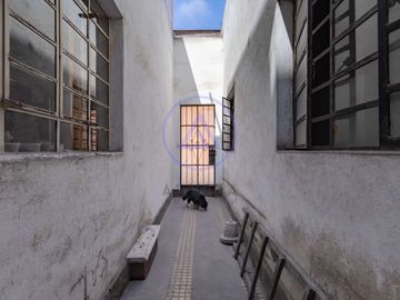 VENDO CASA EN JESUS MARÍA CERCA AV. SAN FELIPE