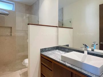 Departamento en Venta Nuevo de Lujo Torre Mar Siete en Country Club, Guadalajara